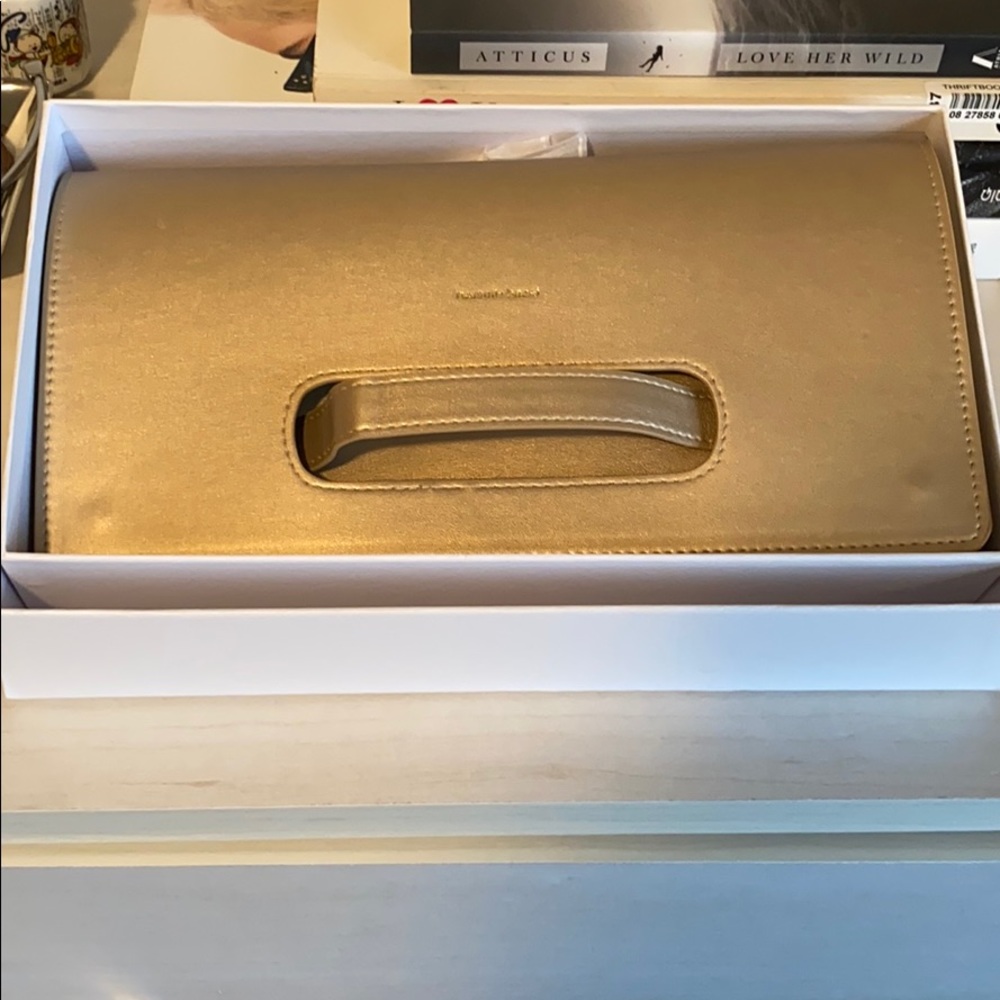NEW clutch